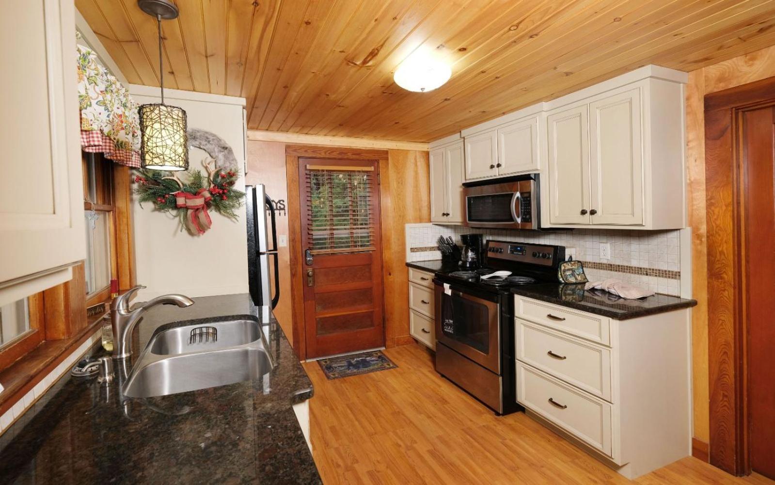 Karens Cozy Cottage Гетлинбург Екстериор снимка